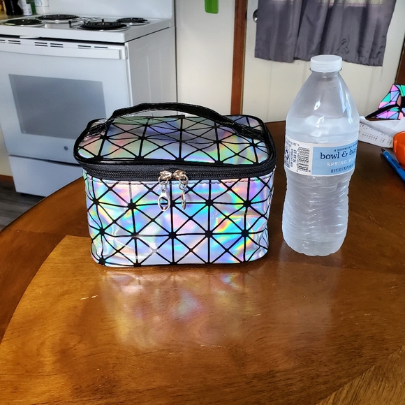Irredecent makeup /accessory bag - Picture 6 of 9